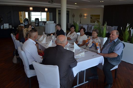 Grafika 3: Wyniki i wręczenie nagród